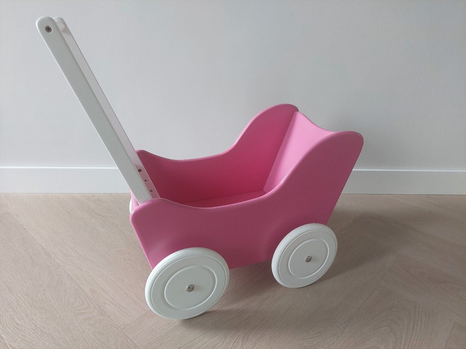Houten poppenwagen Bandits & Angels, Ophalen, Gebruikt, Duw- of Trekspeelgoed