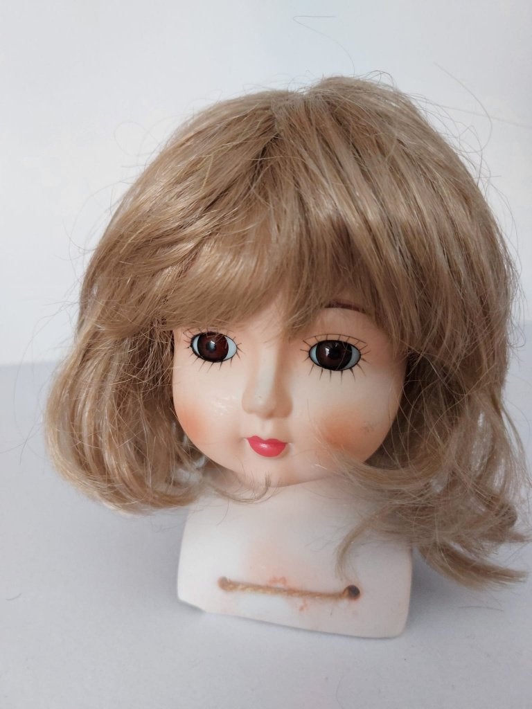 Poppenhoofd porselein, Verzamelen, Poppen, Ophalen of Verzenden, Zo goed als nieuw, Pop