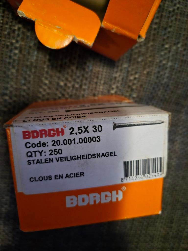 Borgh veiligheidsnagels +/- 500st, .., .., Ophalen of Verzenden, Spijkers