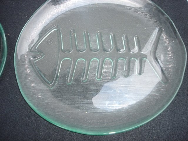 Twee La Mediterranea gerecycled glas borden / schalen, Ophalen of Verzenden, Zo goed als nieuw, Groen, Glas
