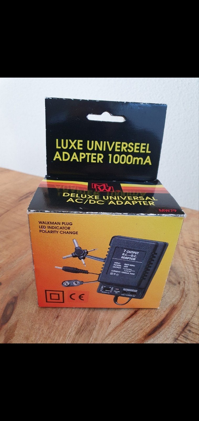 Universele AC/DC Adapter MW79 - 1000mA, 1.5-12V, Ophalen of Verzenden, Zo goed als nieuw