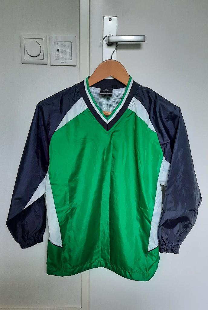 Umbro trainings regenjas maat XXS / 164  Nieuw !, Umbro, Ophalen of Verzenden, Jongen, Nieuw