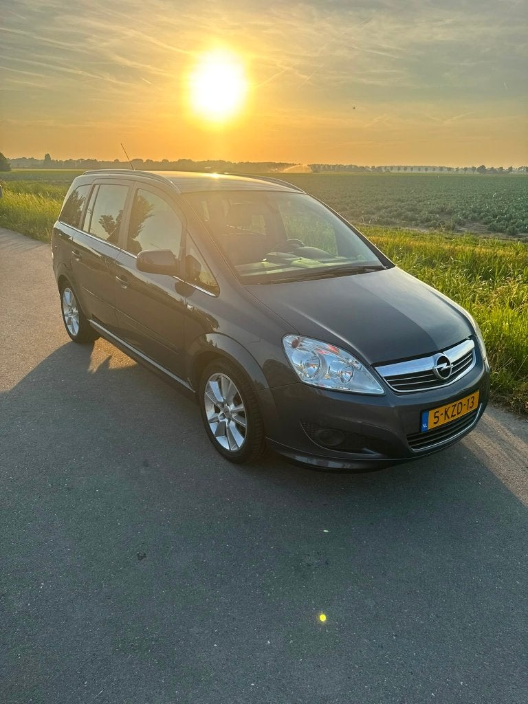 Opel Zafira 2011 Automaat | 190K km | + Winterset+Dakdragers, Auto's, 4 cilinders, Blauw, 14 km/l, 75 €/maand
