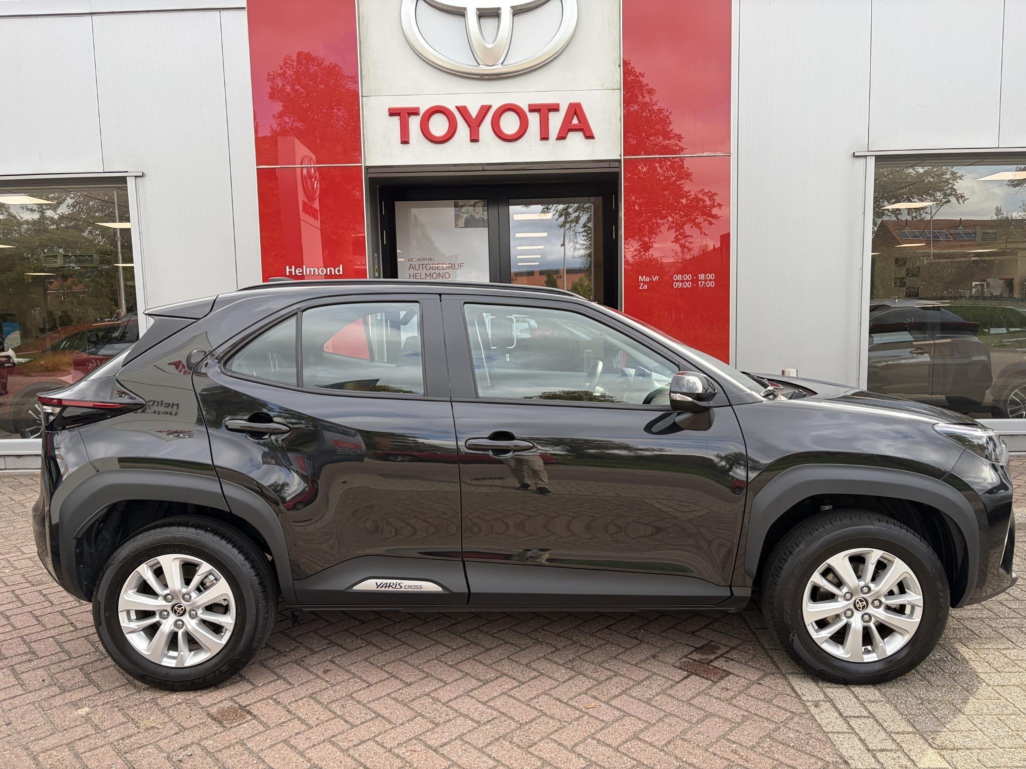 Toyota Yaris Cross 1.5 Hybrid 115 Active, Auto's, Dealer onderhouden, Stof, Gebruikt, 1165 kg