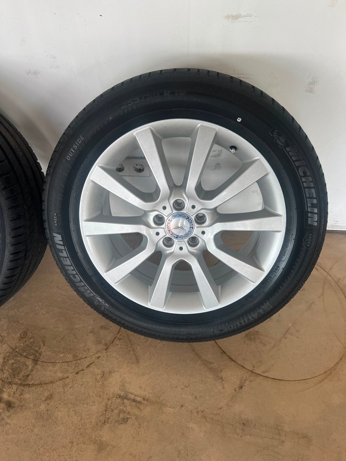 Originele Mercedes-Benz ML/GL velgen 19 inch Michelin banden, Auto-onderdelen, Banden en Velgen, Gebruikt, 255 mm, Banden en Velgen
