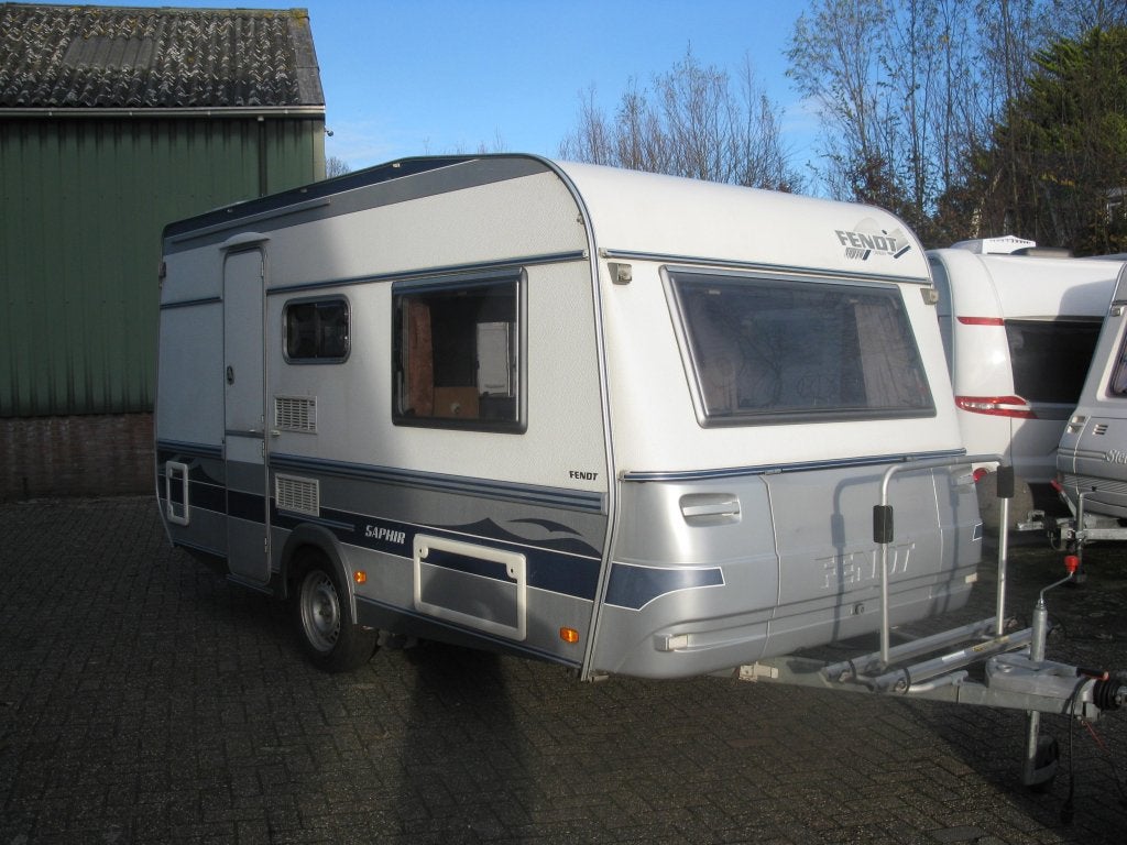 Fendt Saphir 420 QB bj 2000 met luifel/mover/fietsdrager, Caravans en Kamperen, Overige typen, Bedrijf, Treinzit, 750 - 1000 kg