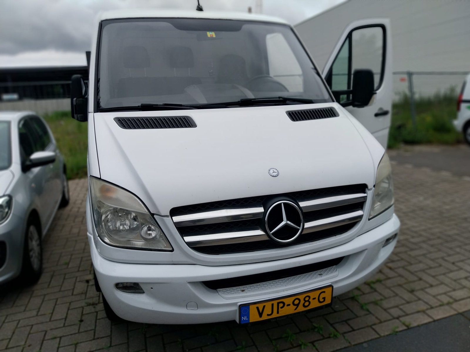 Mercedes-Benz  2007 Wit Oprijwagen, 13 km/l, Euro 5, Zwart, Wit