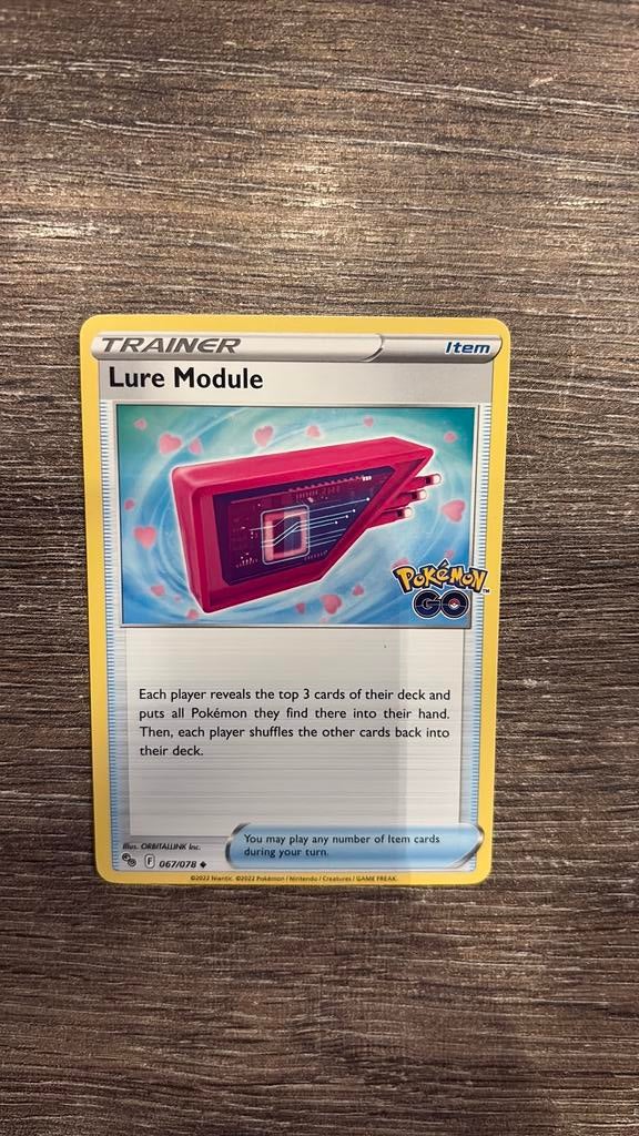 PGO Lure Module 067/078, Hobby en Vrije tijd, Verzamelkaartspellen | Pokémon, Ophalen of Verzenden, Zo goed als nieuw