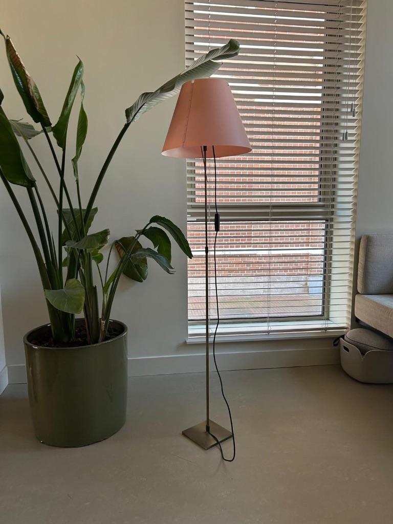 Luceplan Costanza vloerlamp (160cm), Huis en Inrichting, Lampen | Vloerlampen, Ophalen, Overige materialen, Zo goed als nieuw