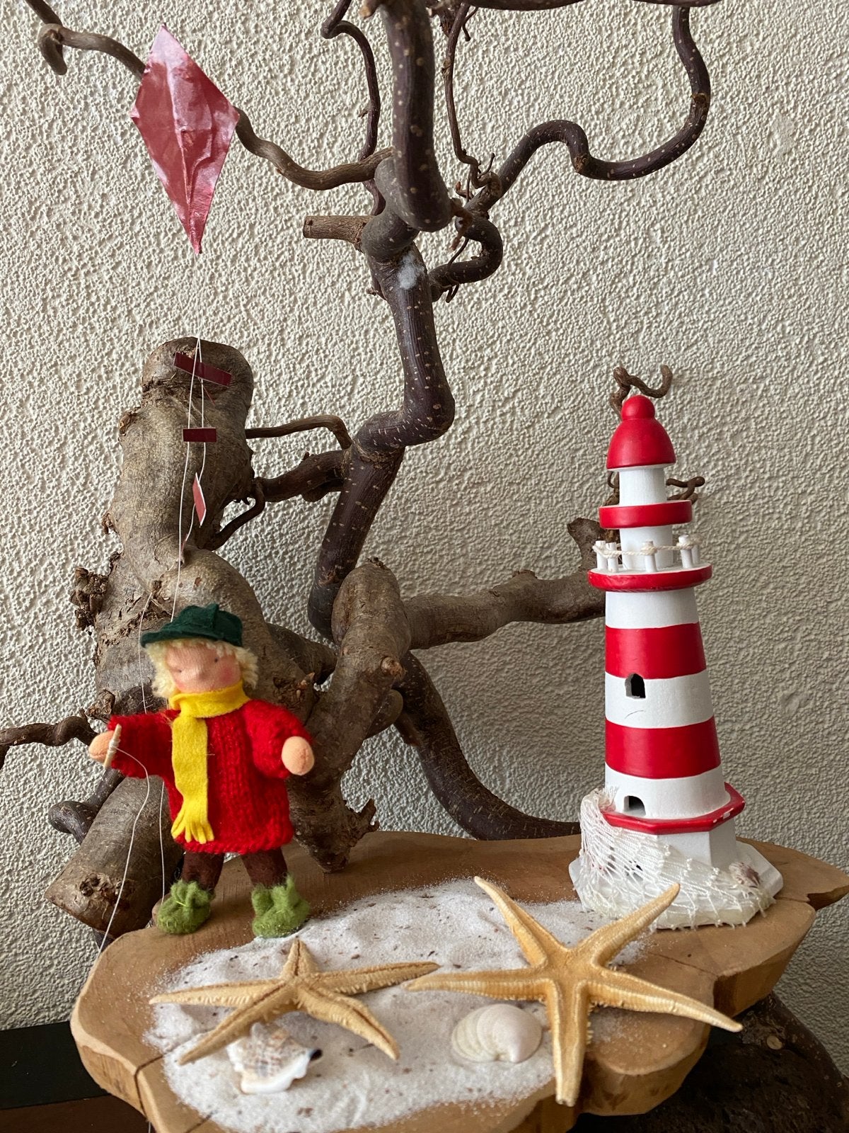 Waldorf vlieger jongetje op vakantie, Ophalen of Verzenden, Nieuw, Figuurtje(s), Wolvilt