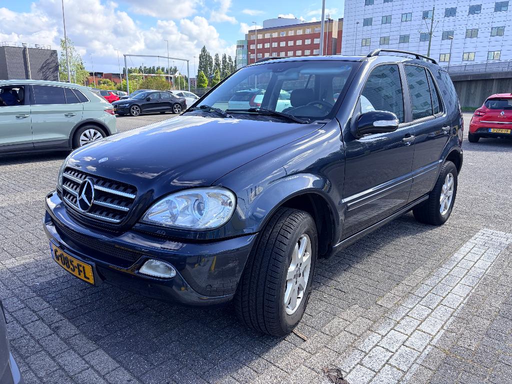 Mercedes-Benz Mercedes 2003 Blauw, Auto's, Mercedes-Benz, Zwart, Leder, Vierwielaandrijving, Particulier