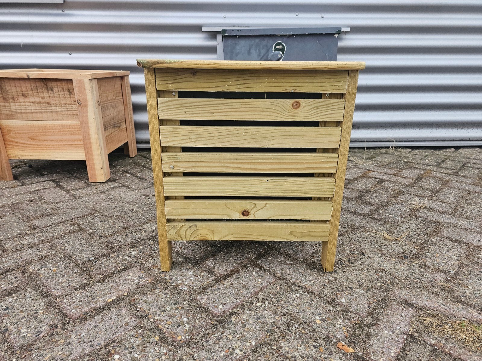Bloembak, Rond, Nieuw, Info@homefriesland.nl, Kelvinstraat 6 8912BA