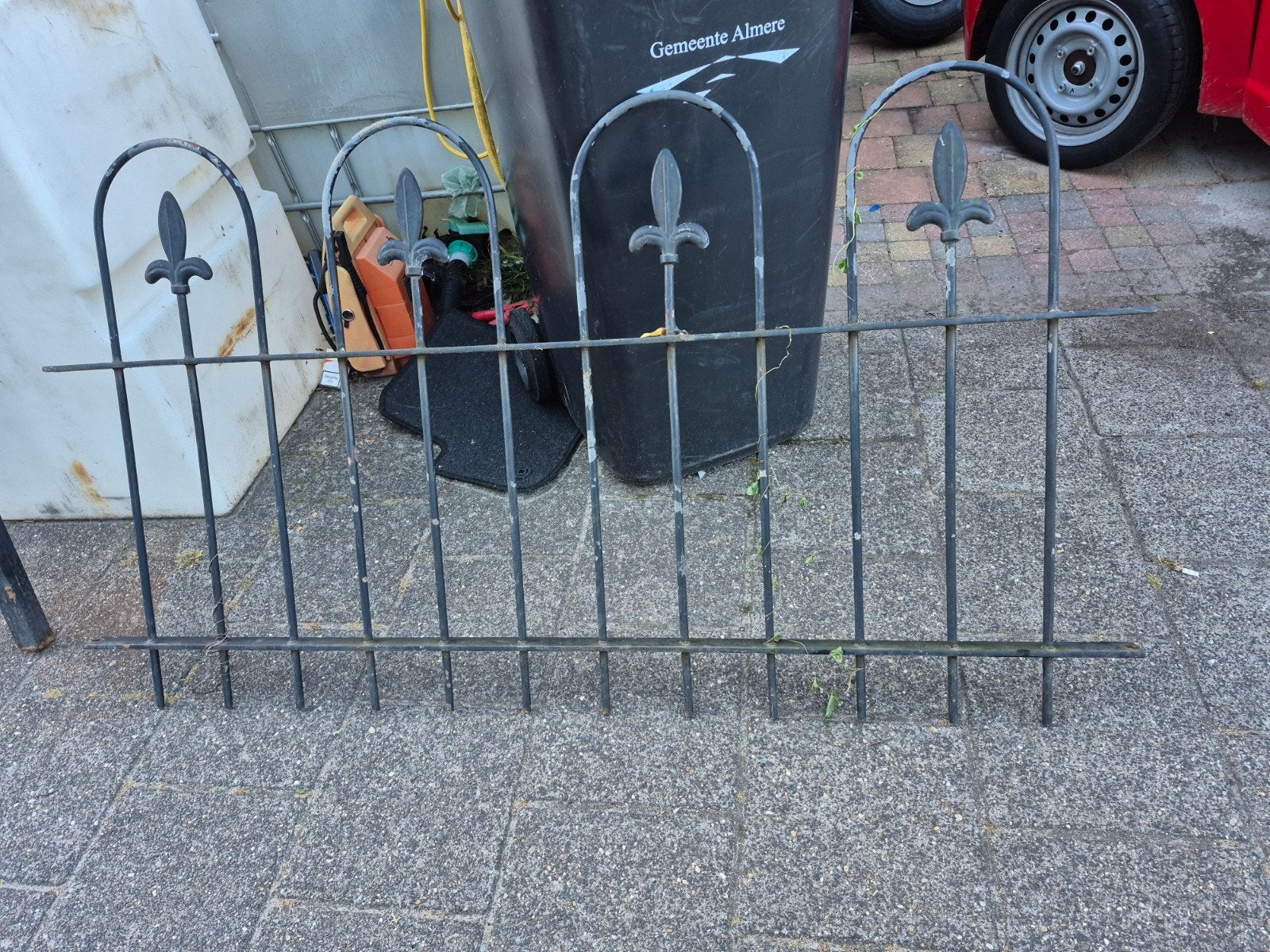 Gietijzeren sier hekwerk, Ophalen, IJzer, Sierhekwerk
