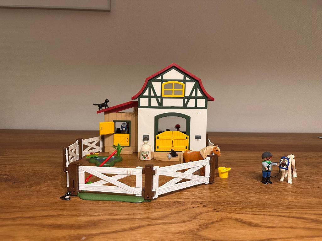 Playmobil boerderij Country Pony Farm 6927, Kinderen en Baby's, Speelgoed | Playmobil, Ophalen, Zo goed als nieuw, Complete set