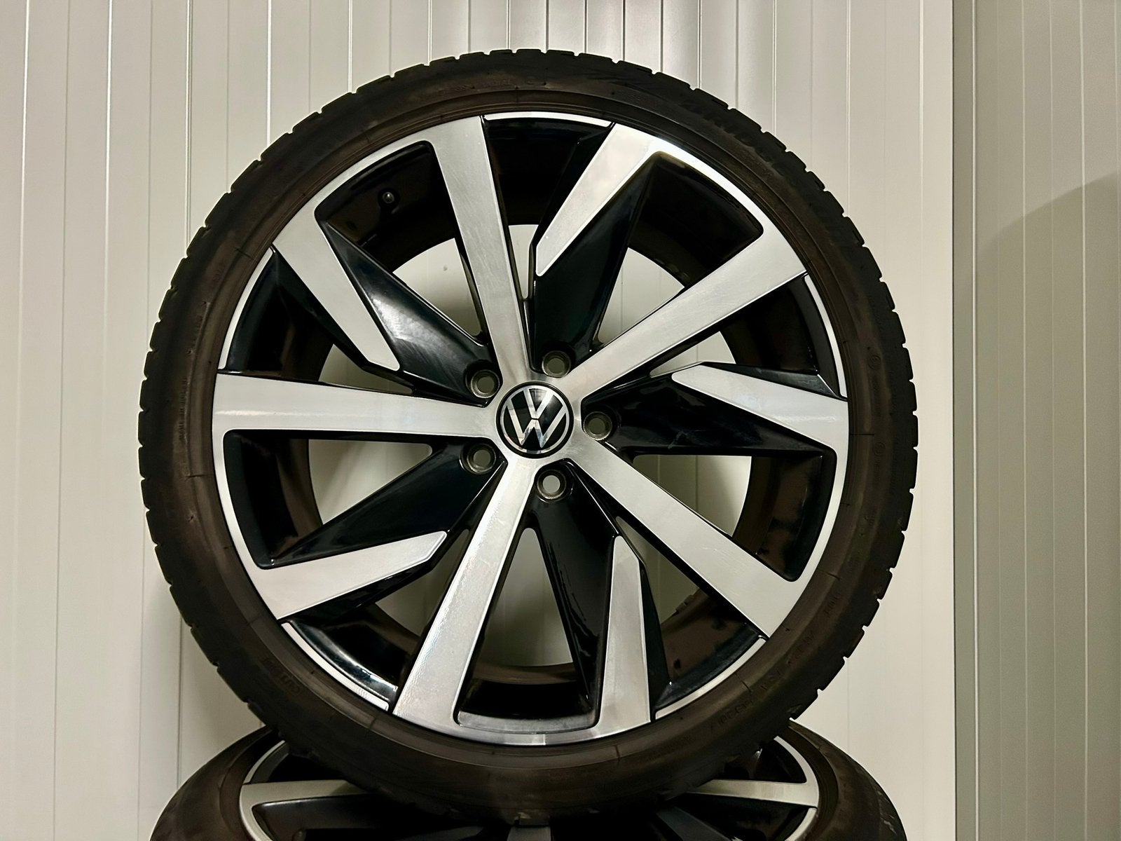 Originele VW T-roc San Marino 19inch 5x112 Bridgestone zomer
