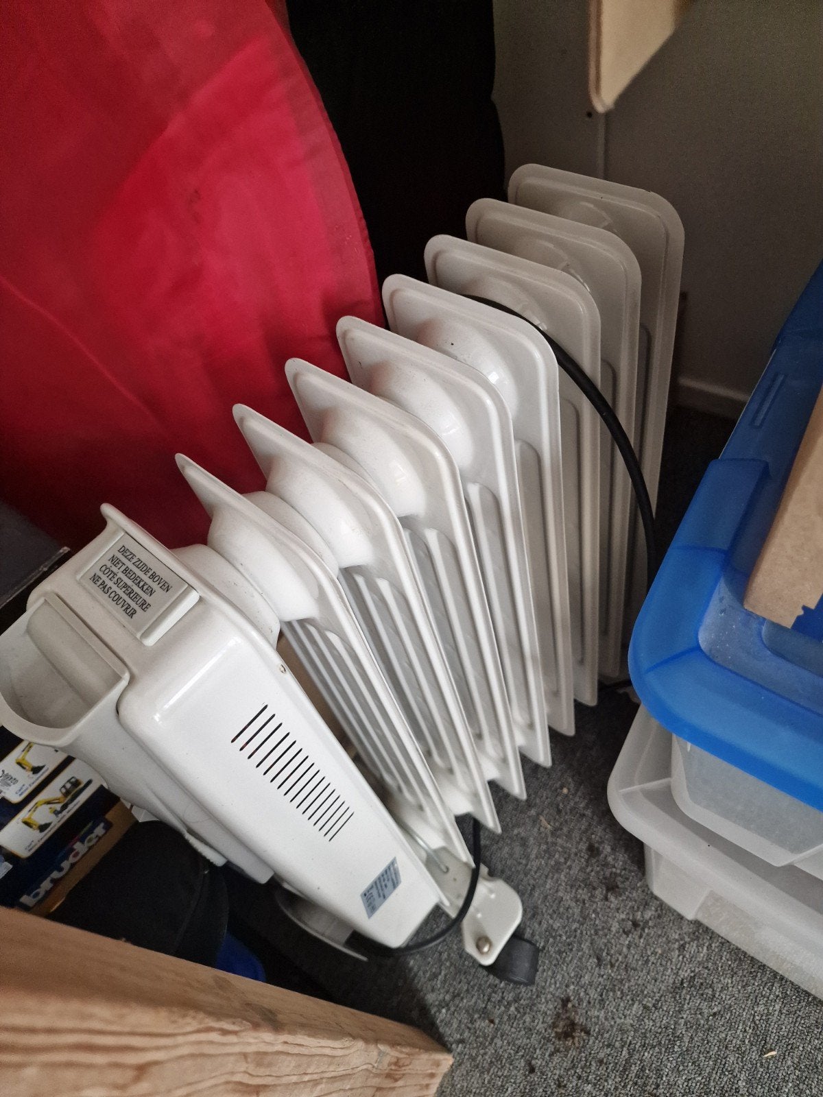 Oliegevulde radiator - Elektrische kachel, Ophalen, Gebruikt, Kachel, 60 tot 150 cm