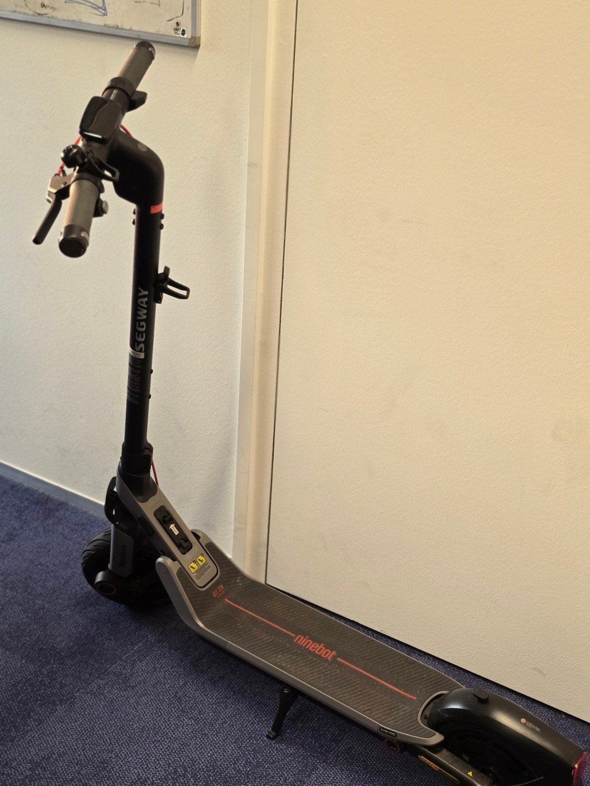 Segway E3 Pro elektrische step (55km) - Z.G.A.N., Fietsen en Brommers, Ophalen of Verzenden, Zo goed als nieuw, Elektrische step (E-scooter)
