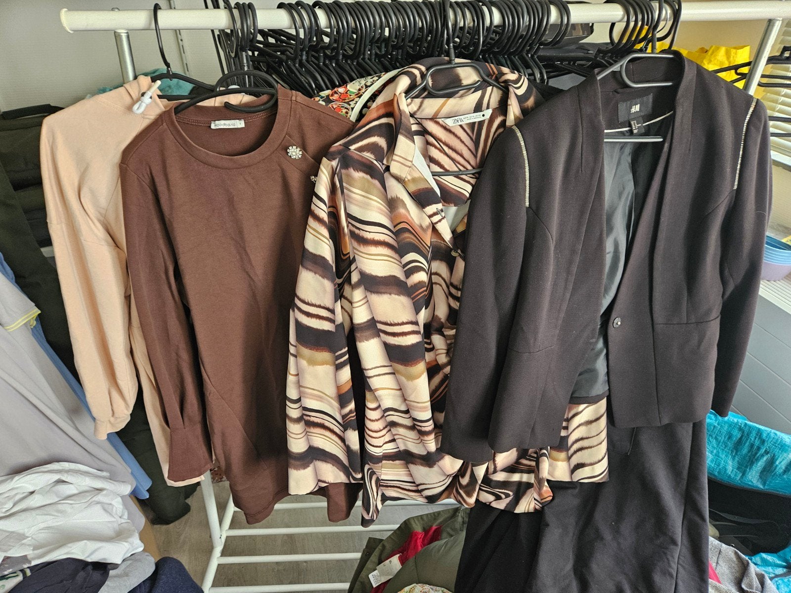 Mooie partij dames kleding, Ophalen, Gedragen, Maat 38/40 (M)