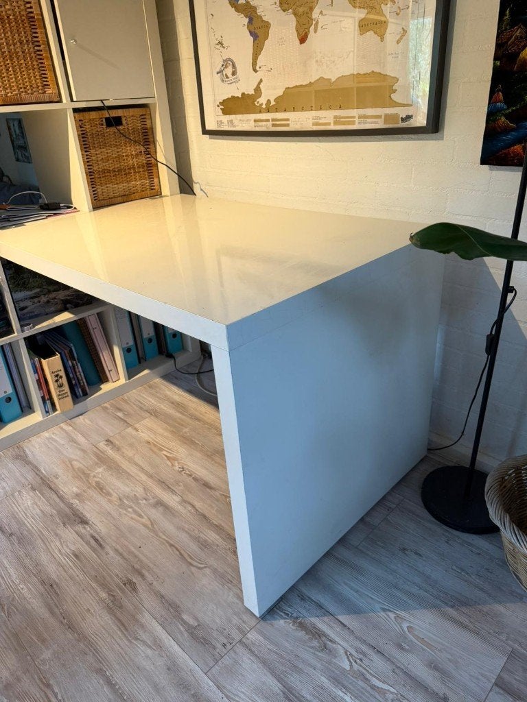 Bureau voor bij IKEA kallax kast wit, Ophalen, Gebruikt, 115 cm, IKEA