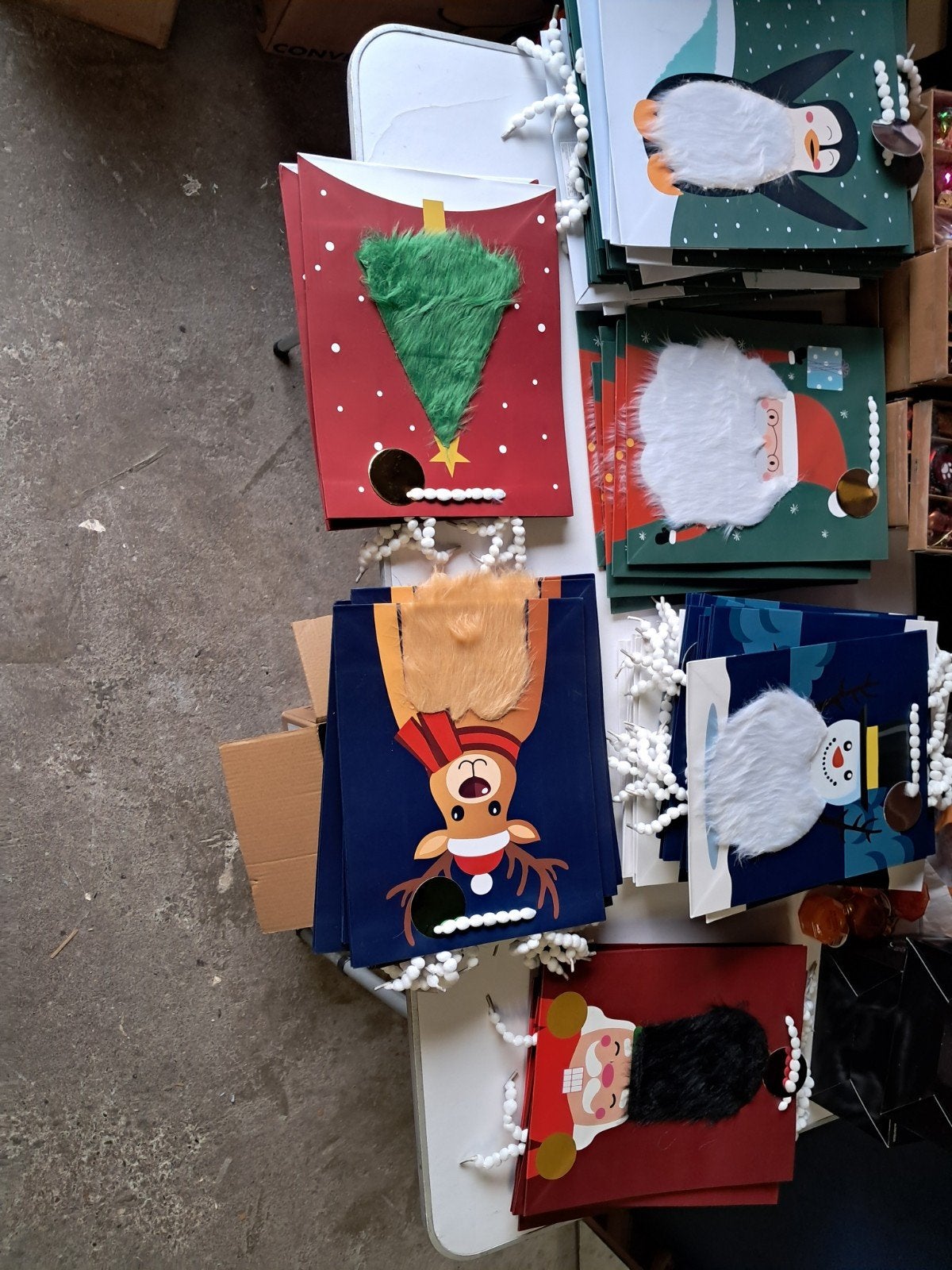 80 kerst geschenktasjes, Diversen, Ophalen, Nieuw