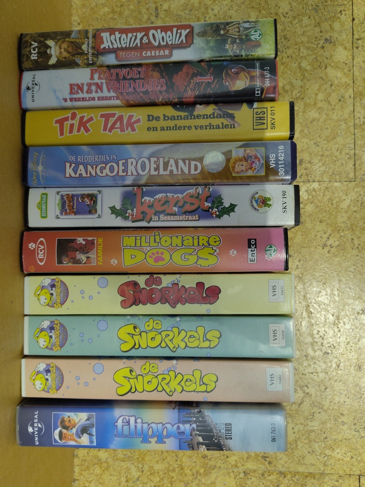 10 kinderfilms op VHS – Snorkels, Flipper, Disney, Ses, Cd's en Dvd's, VHS | Kinderen en Jeugd, Ophalen of Verzenden, VHS