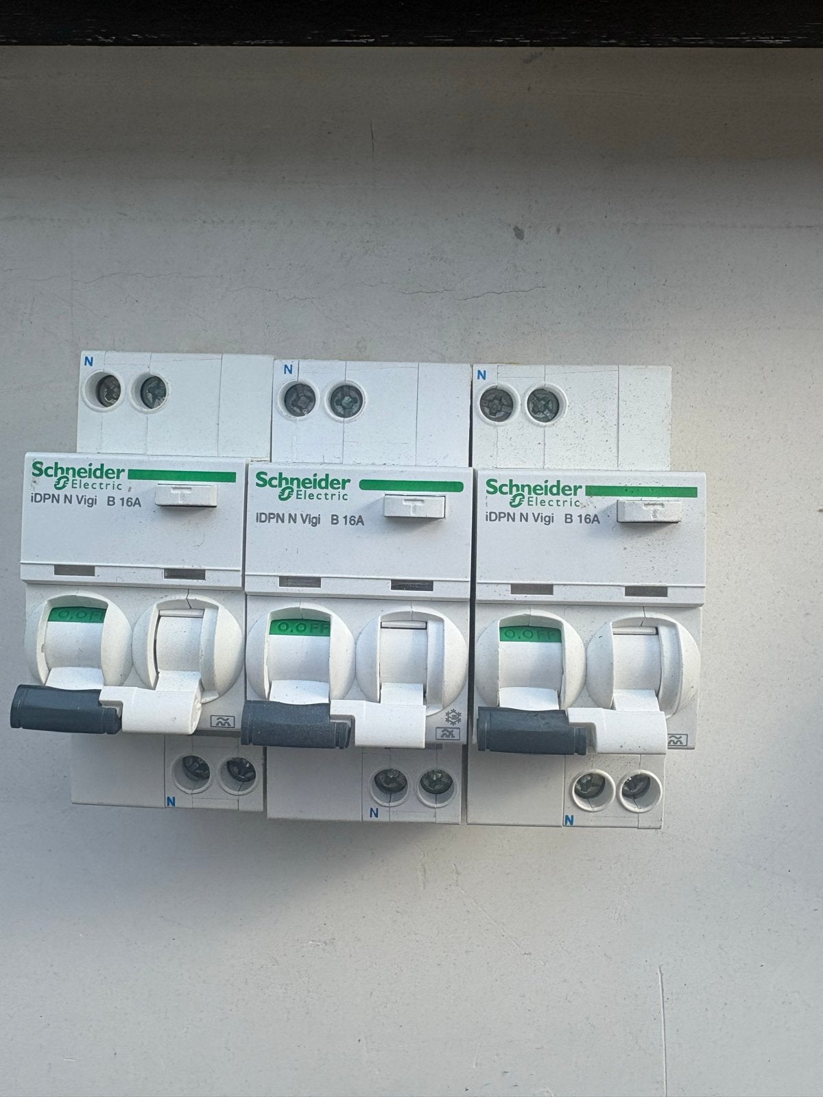 3x Schneider Electric Aardlekautomaat iDPN N Vigi B 16A, Ophalen of Verzenden, Gebruikt, Schneider Electric, Aardlekautomaat