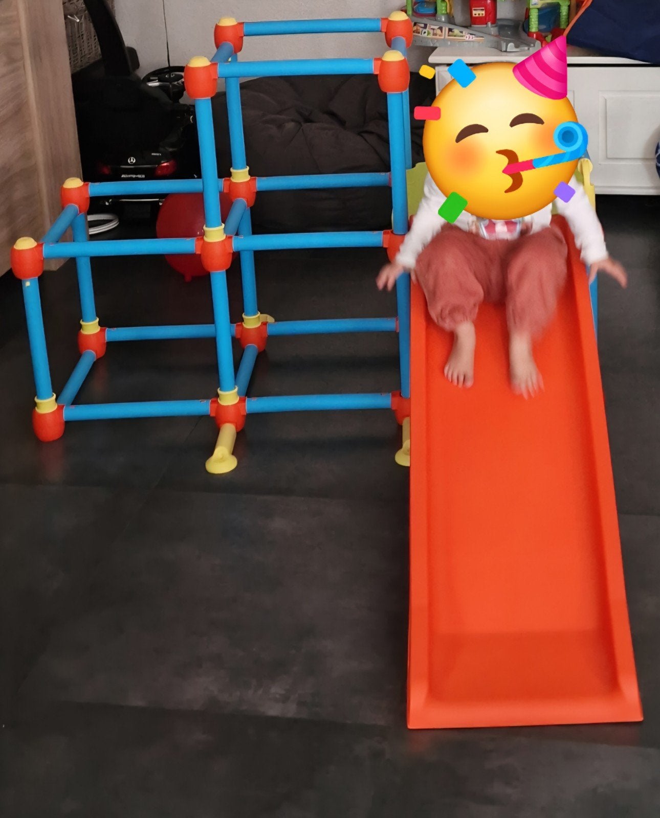 Lil' monkey klimrek, Ophalen