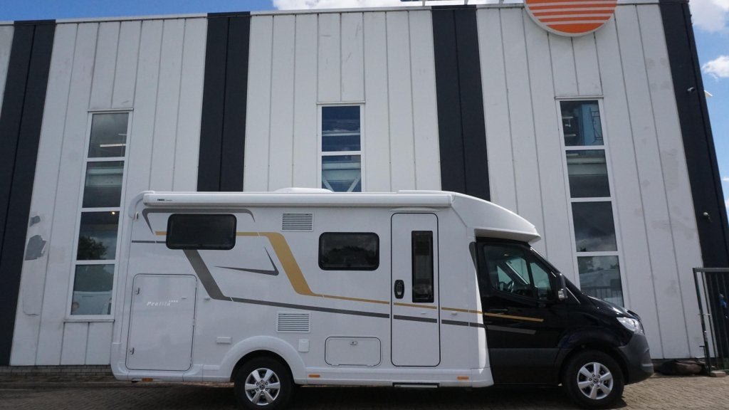 Eura Mobil Profila T 676 EB 170PK/AUTOMAAT/ALDE, Automaat, Verwarmde buitenspiegels, Bedrijf, Diesel