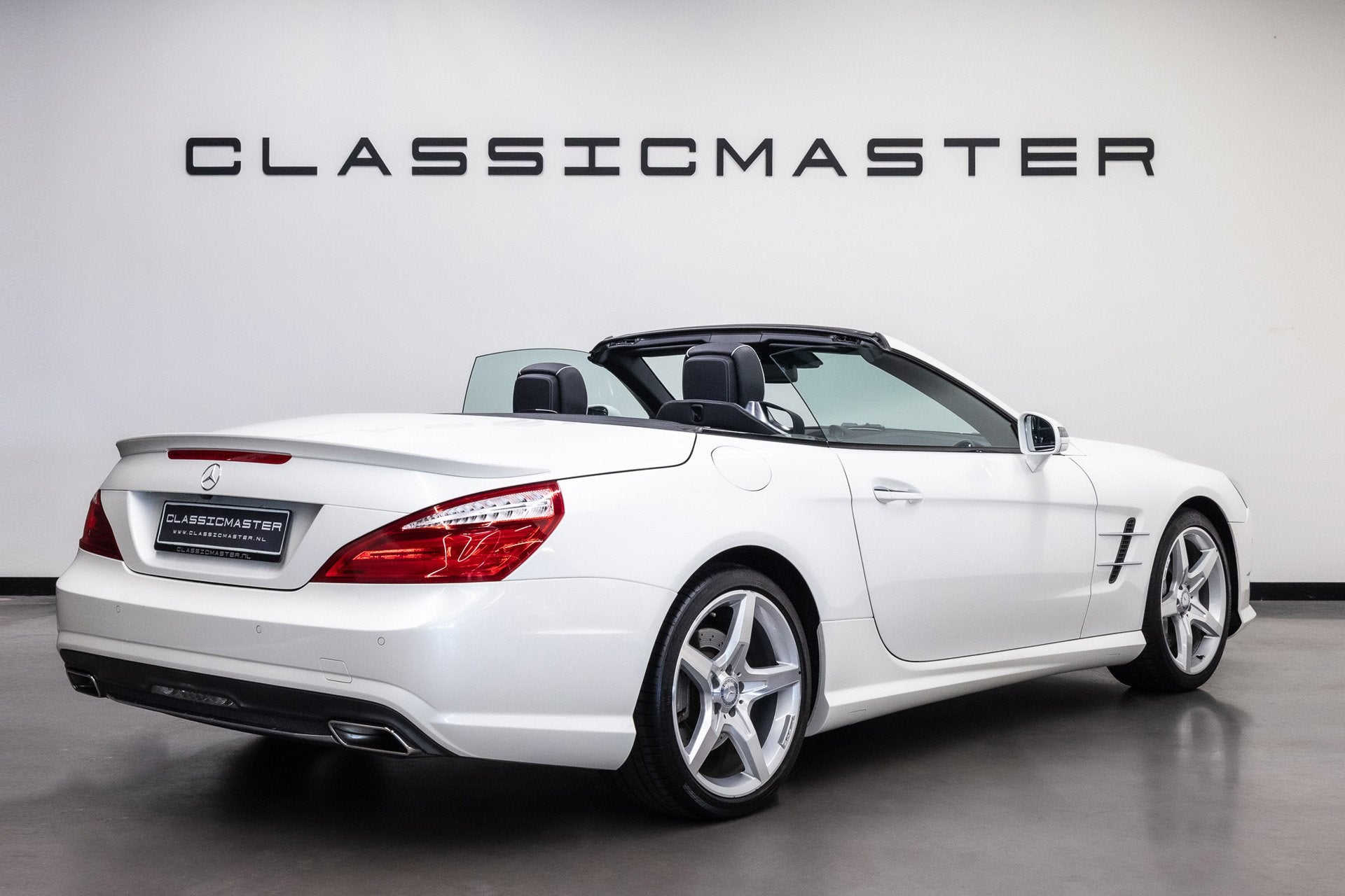 Mercedes-Benz SL-Klasse 350 AMG Styling AMG STYLING Dealer a, Auto's, Mercedes-Benz, Automaat, Gebruikt, Zwart, Cabriolet