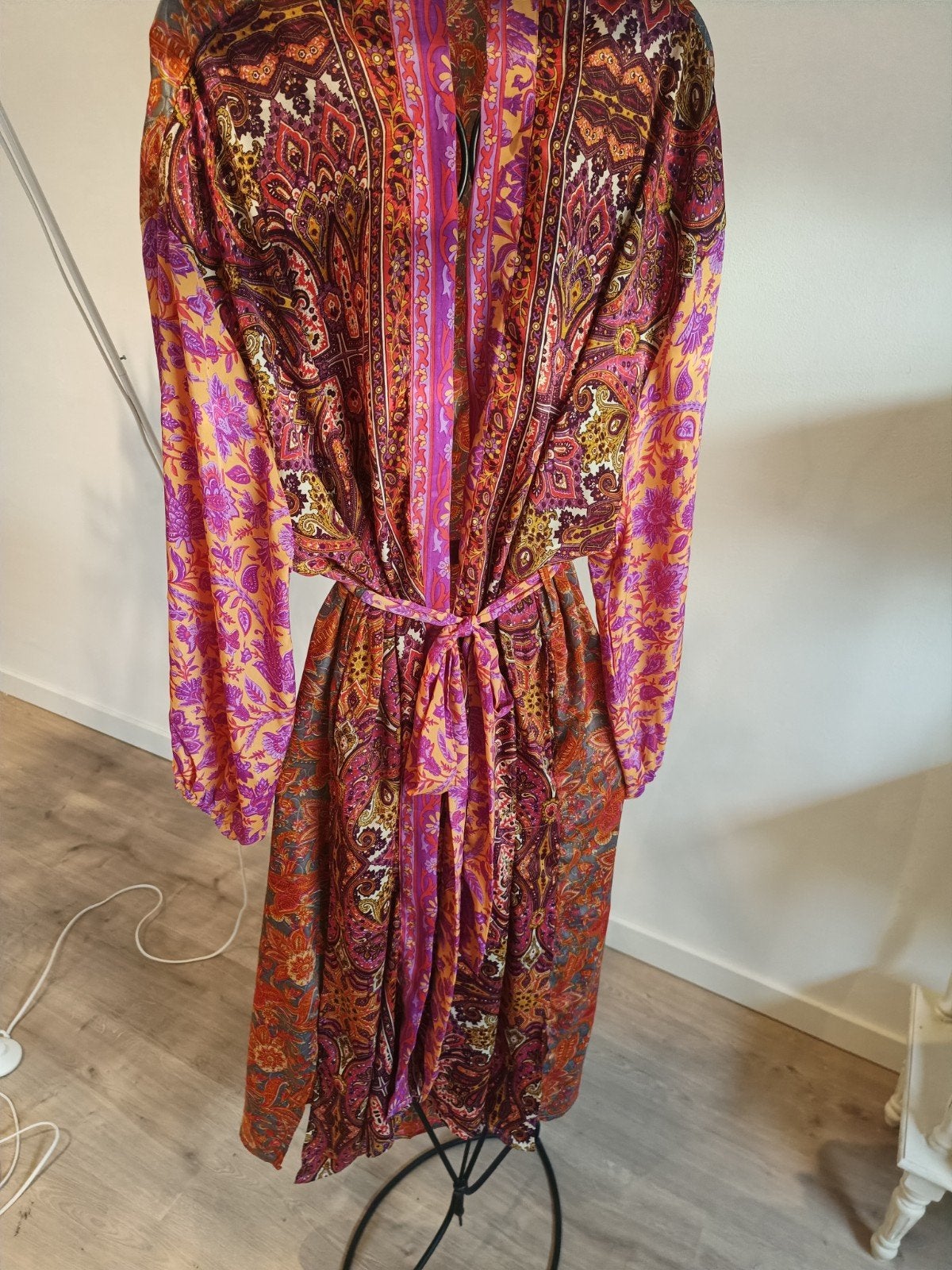 Black Colour Kimono met Paisley Print, Black Colour, Ophalen of Verzenden, Meerkleurig