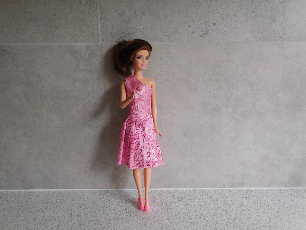 Barbie Bruin Haar Mattel 1999 1186 MJ1 Made in Indonesia, Ophalen of Verzenden, Zo goed als nieuw, Pop