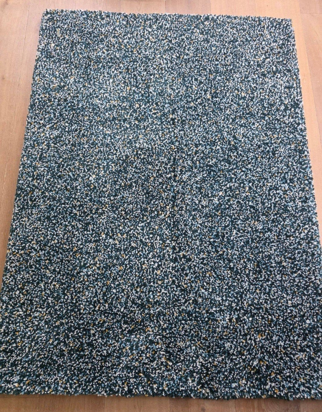 IKEA VINDUM Vloerkleed -  Wit, Geel, Blauw 133 x 180, Ophalen, Modern, Speels, 100 tot 150 cm, Blauw
