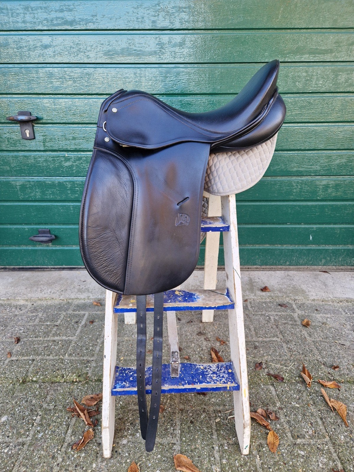 Daaleman Dressuurzadel Scherp Geprijsd, Ophalen, L (17.5 inch), Gebruikt, Dressuur