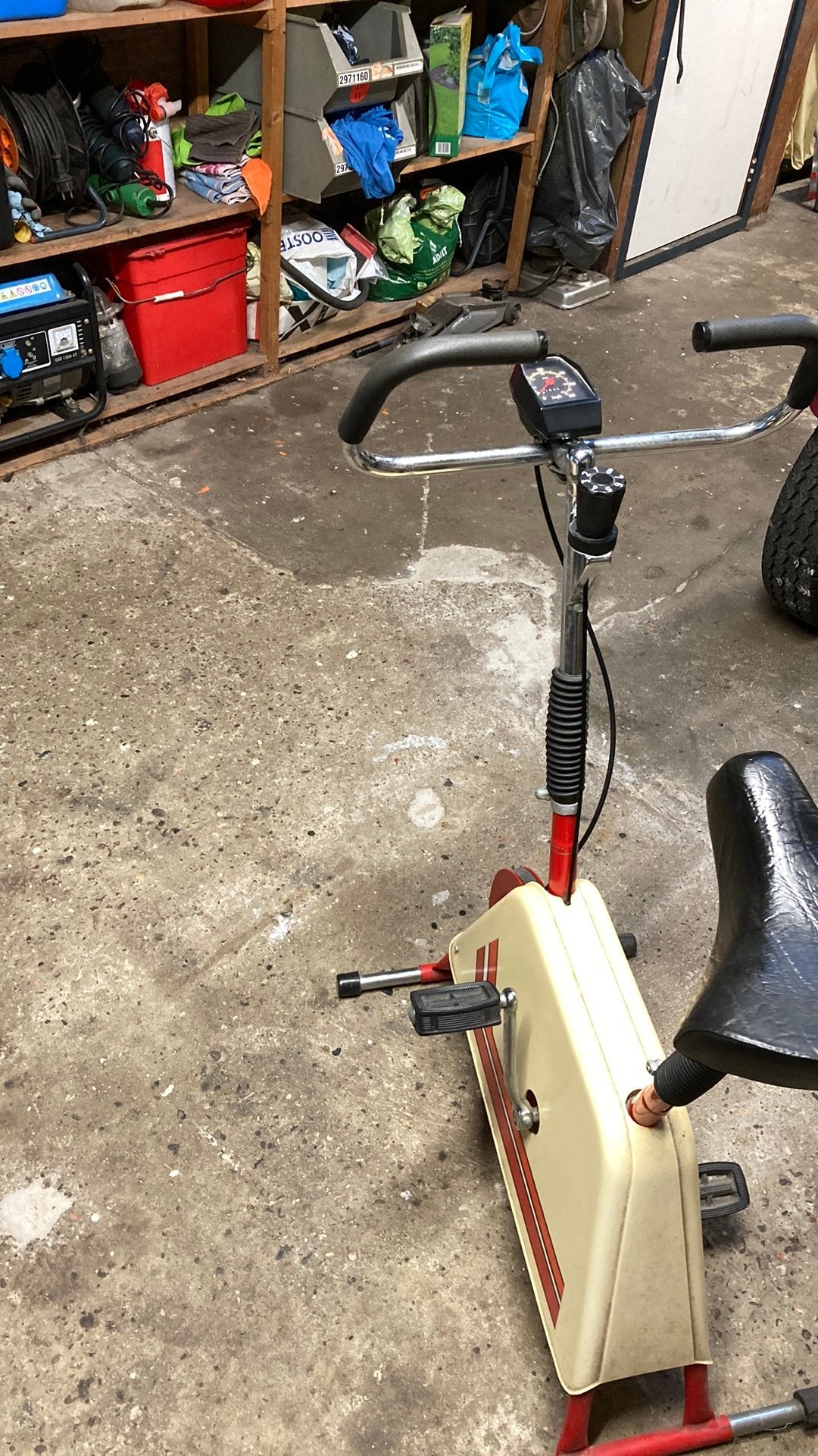 Home Trainer, Ophalen, Gebruikt, Metaal, Benen