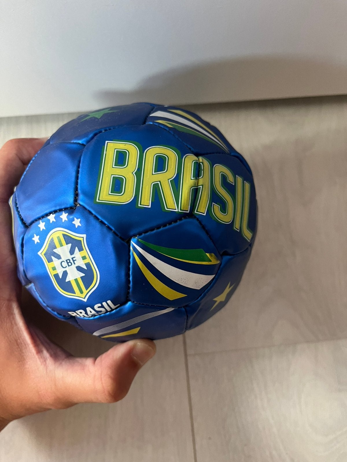 Mini brazilie bal, Sport en Fitness, Voetbal, Maat XL, Ophalen of Verzenden, Zo goed als nieuw, Bal