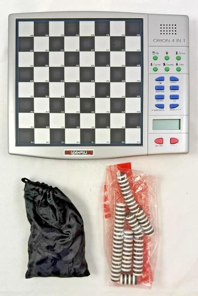 Millennium Orion 4 in 1 Karpov Elektronische Schaakcomputer, Coolsingel 104, 3011 AG Rotterdam, Netherlands, Verzenden, Onbekend