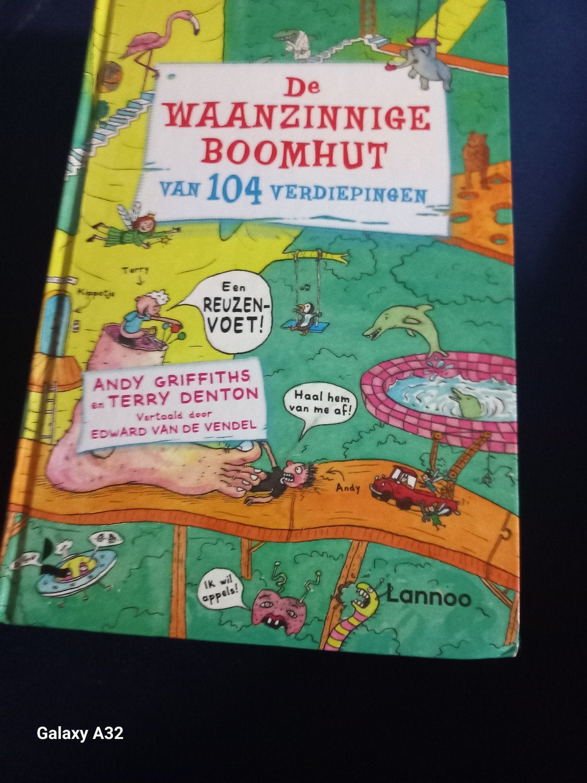 De Waanzinnige Boomhut van 104 Verdiepingen - Andy Griffiths, Boeken, Andy Griffiths en Terry Denton, Ophalen of Verzenden, Zo goed als nieuw