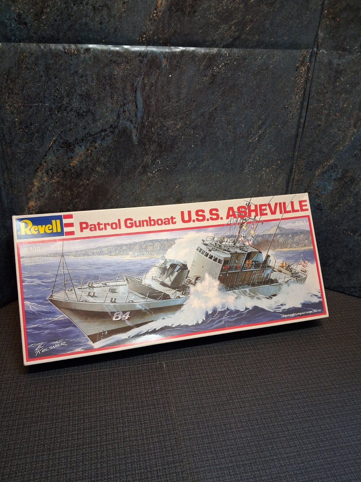Revell - Patrol Gunboat U.S.S. Asheville, Ophalen of Verzenden, Zo goed als nieuw, 1:50 tot 1:200, Revell
