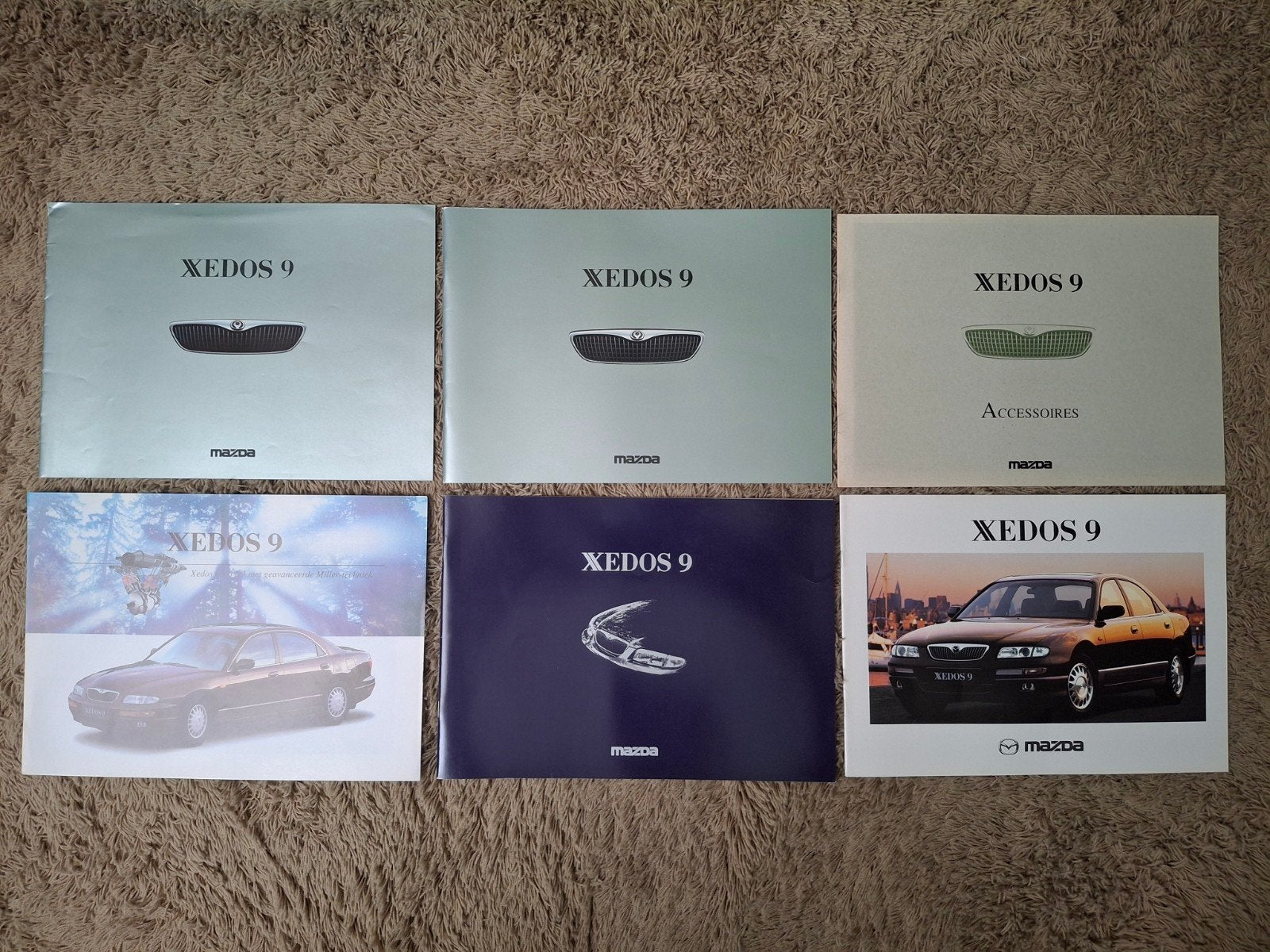 Lot autofolders Mazda Xedos 9 1e generatie, Verzenden, Zo goed als nieuw, Mazda
