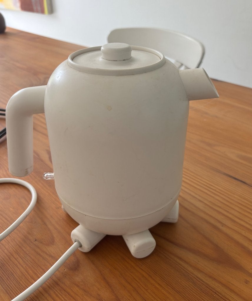 Waterkoker HEMA Ketelbinkie, Witgoed en Apparatuur, Waterkokers, Zo goed als nieuw, 1 tot 2 liter, Ophalen