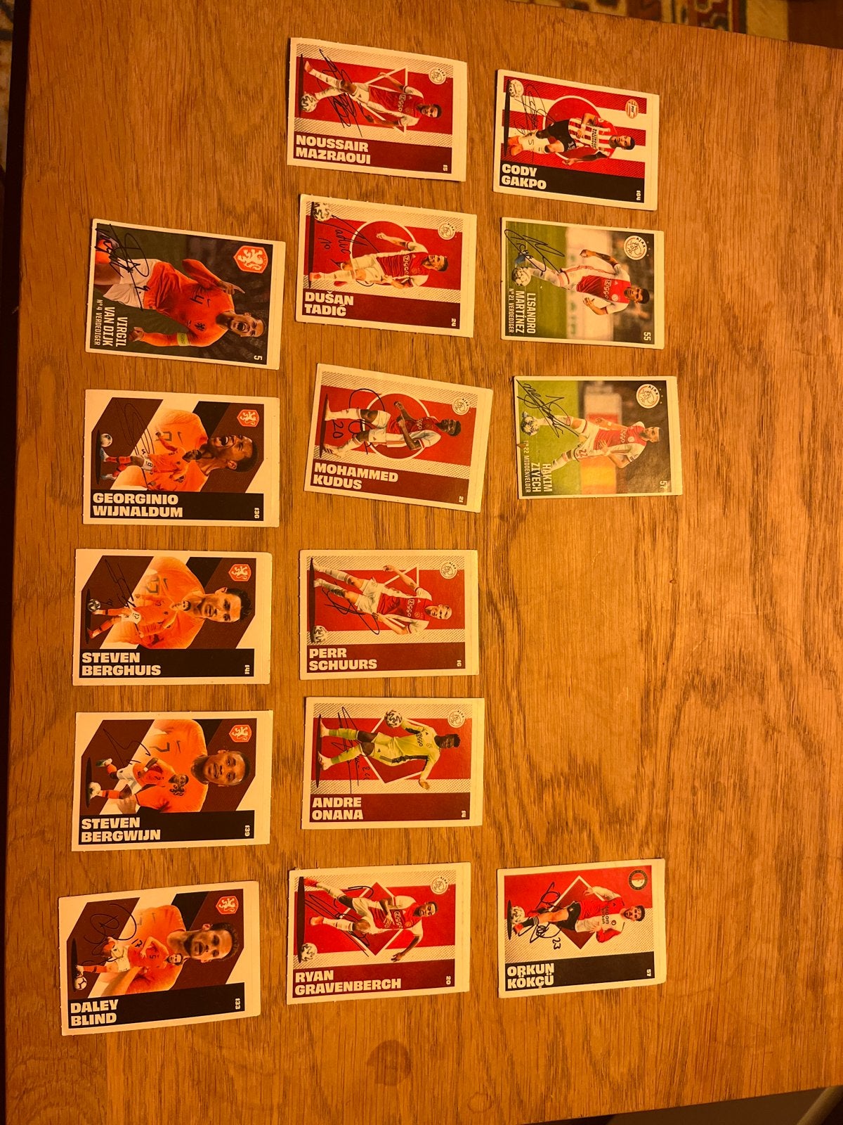 Voetbalplaatjes met handtekeningen - Diverse spelers, Ophalen of Verzenden, Zo goed als nieuw, Ajax, Poster, Plaatje of Sticker