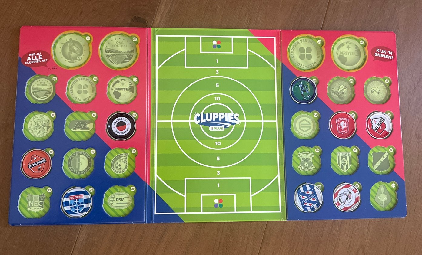 Cluppies verzamelbord met 8 cluppies, Ophalen, Zo goed als nieuw, Overige binnenlandse clubs, Overige typen
