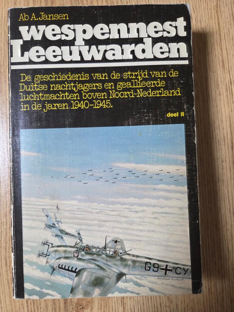 Wespenennest Leeuwarden deel II 1942-1943, Ophalen of Verzenden, Ab A. Jansen, Luchtmacht, Tweede Wereldoorlog