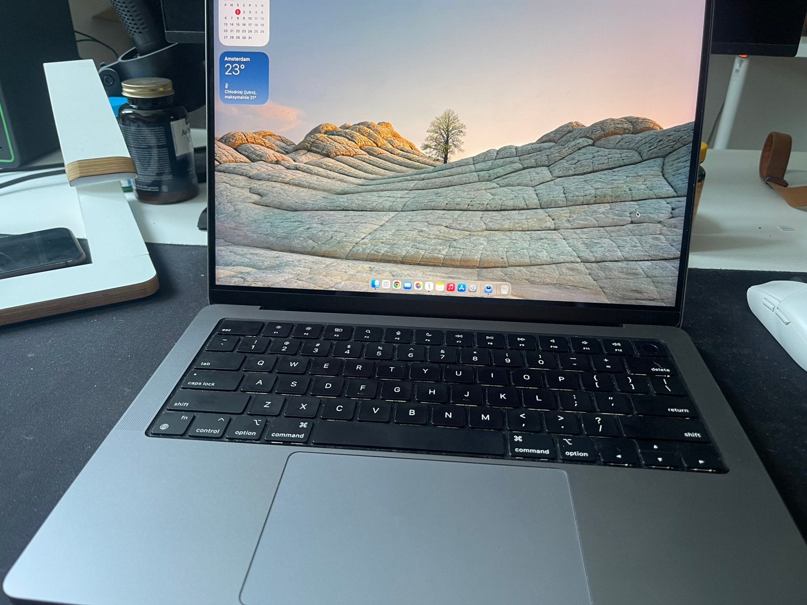 Macbook m1 pro 14 inch., Computers en Software, Apple Macbooks, Overige groottes, Zo goed als nieuw, 4 Ghz of meer, Ophalen