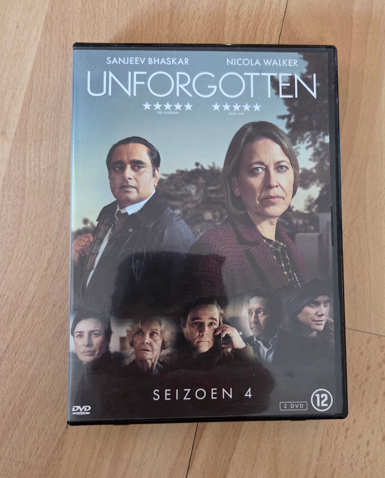 Unforgotten - Seizoen 4, Cd's en Dvd's, Alle leeftijden, Ophalen of Verzenden, Zo goed als nieuw, Komedie