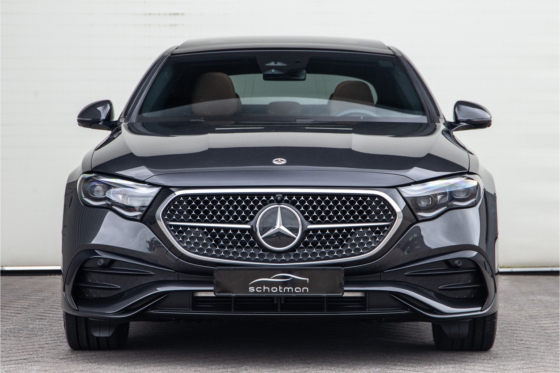 Mercedes-Benz E-Klasse 400 e 4MATIC AMG Premium Plus, Hypers, Auto's, Mercedes-Benz, Automaat, Gebruikt, 4 cilinders, 2145 kg
