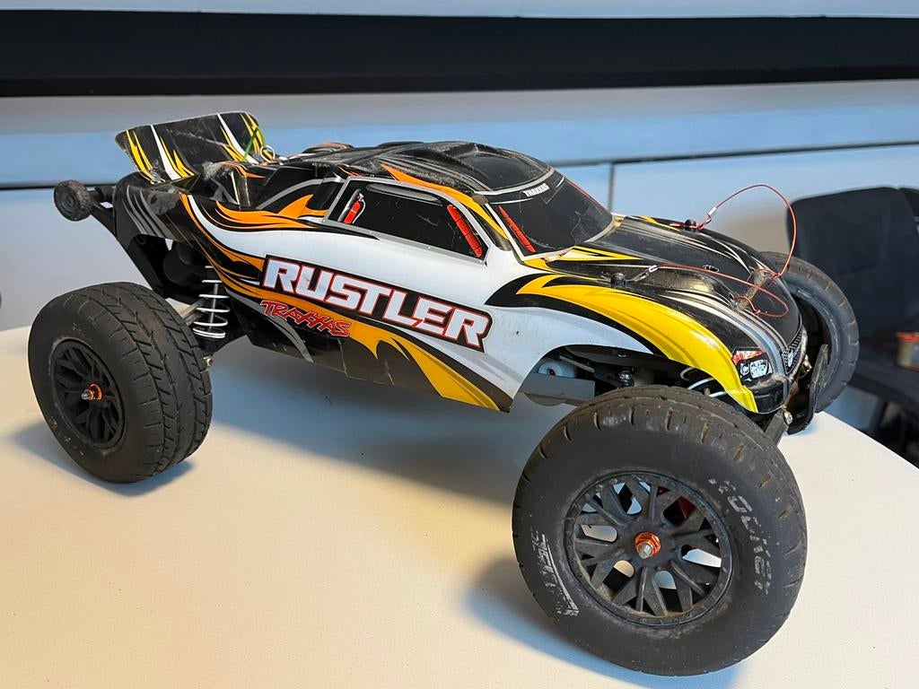 Traxxas rustler 2wd RTR, Hobby en Vrije tijd, Elektro, Gebruikt, Auto offroad, Ophalen of Verzenden