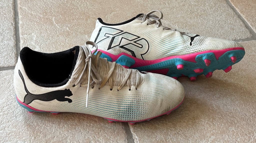 Voetbalschoenen PUMA Future 7 Play Fg Ag, Ophalen of Verzenden, Gebruikt, Jongen