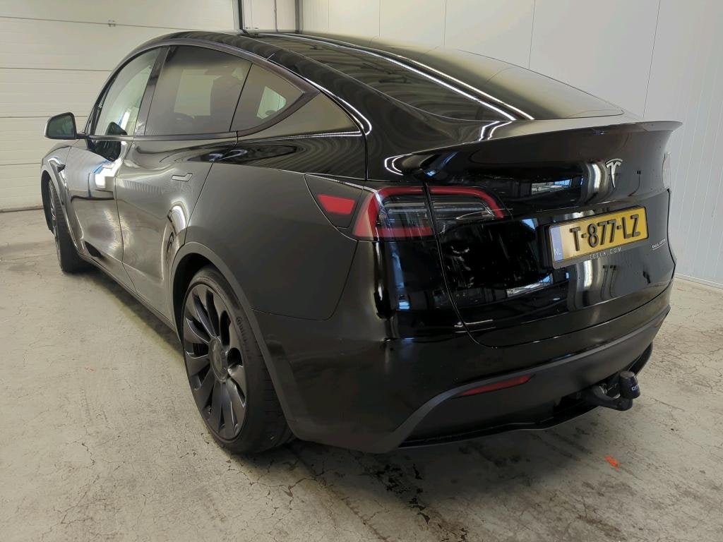 Tesla Model Y Performance 534pk AWD [ TREKHAAK+ENHANCED AUTO, Gebruikt, 1972 kg, Zwart, Origineel Nederlands