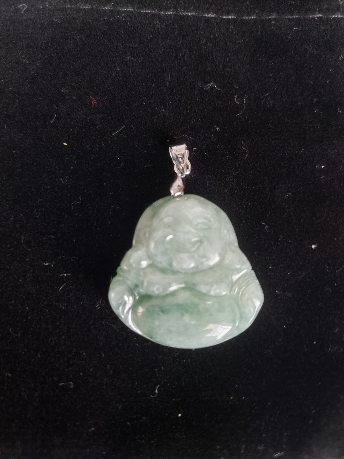 Boeddha hanger van jade, Met hanger, Ophalen of Verzenden, Zo goed als nieuw, Steen of Mineraal
